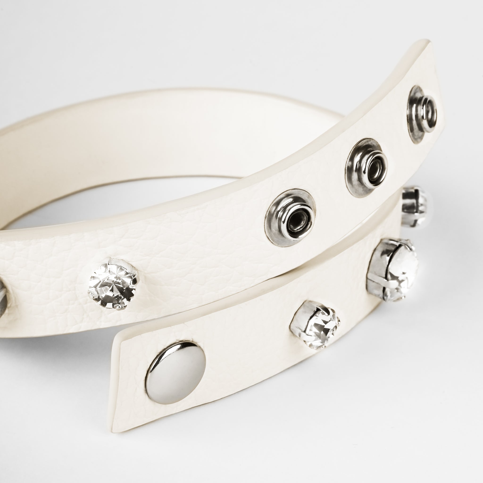 Choker N2 in Ivory