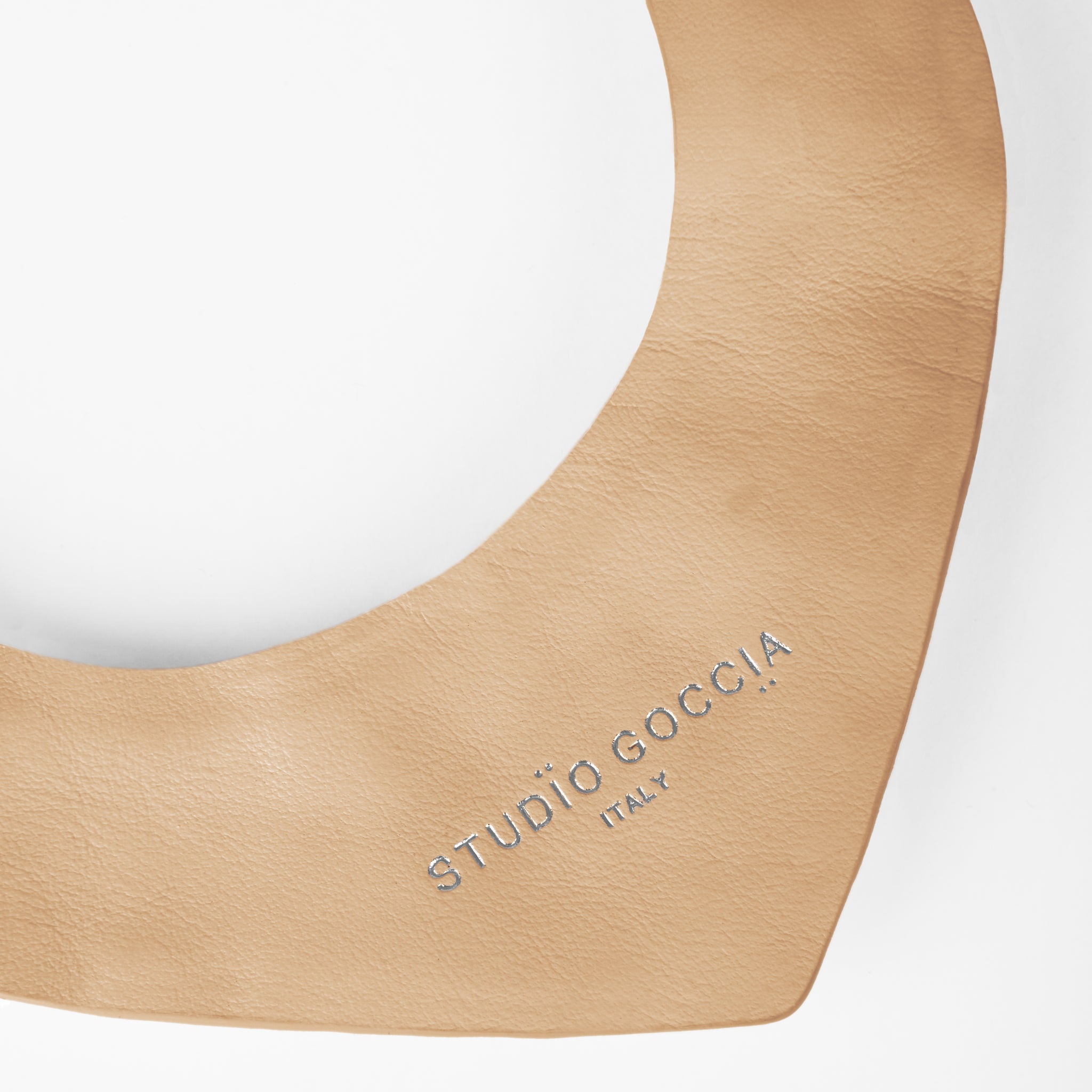 Collier a forma di V